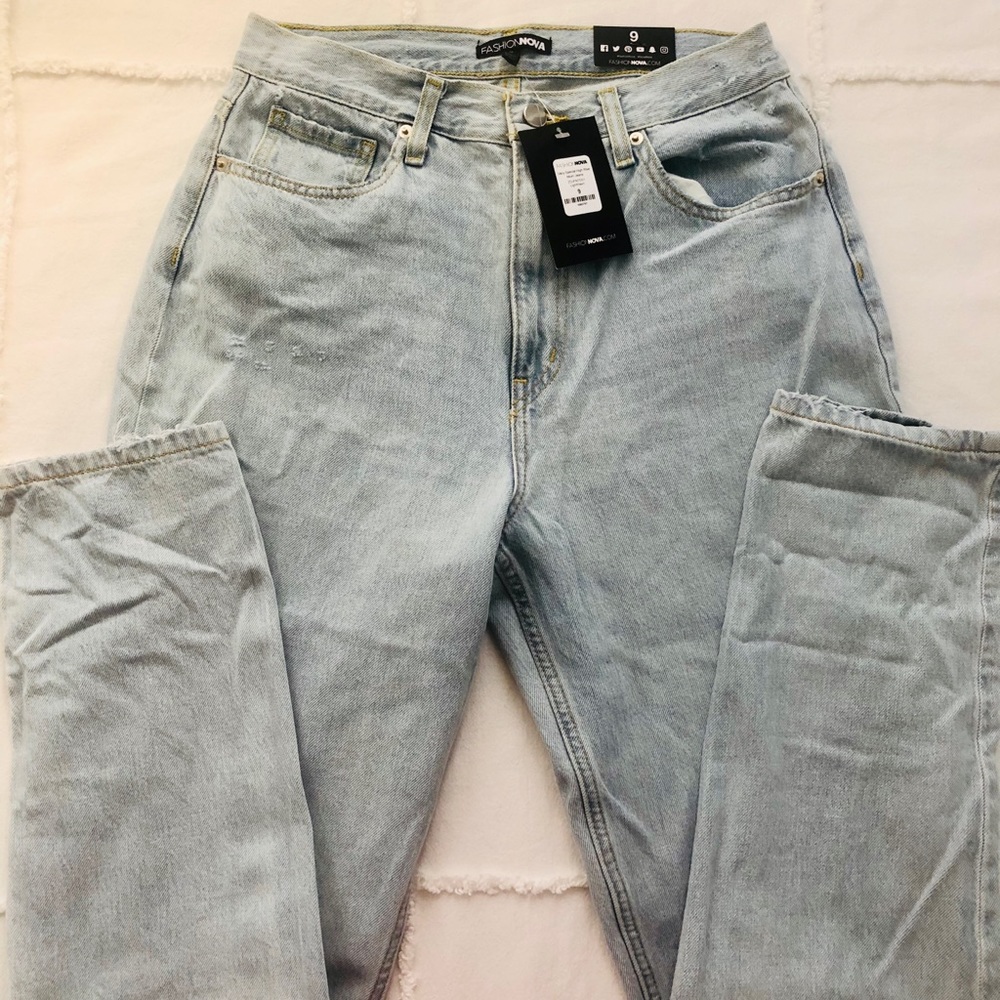 NEW Fashion Nova High Waisted Jeans Size  9